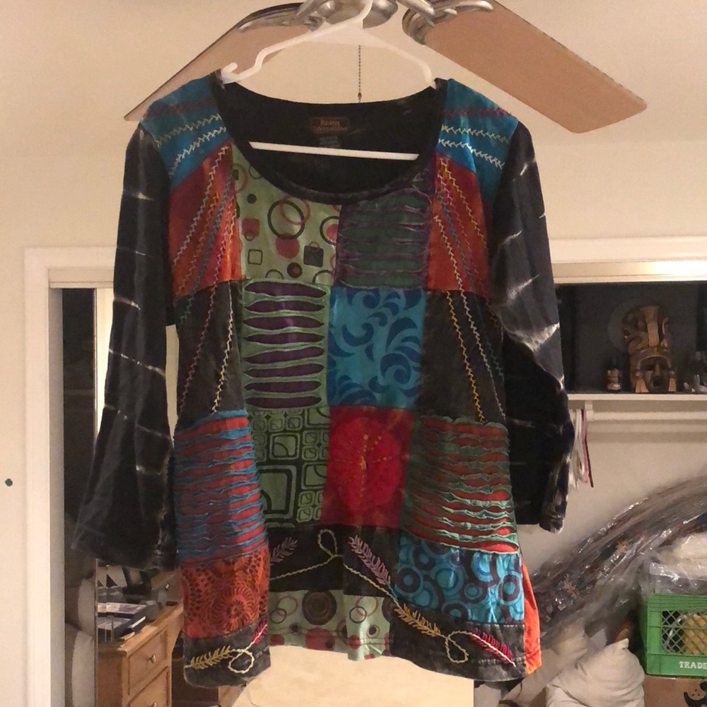 Rising international shirt